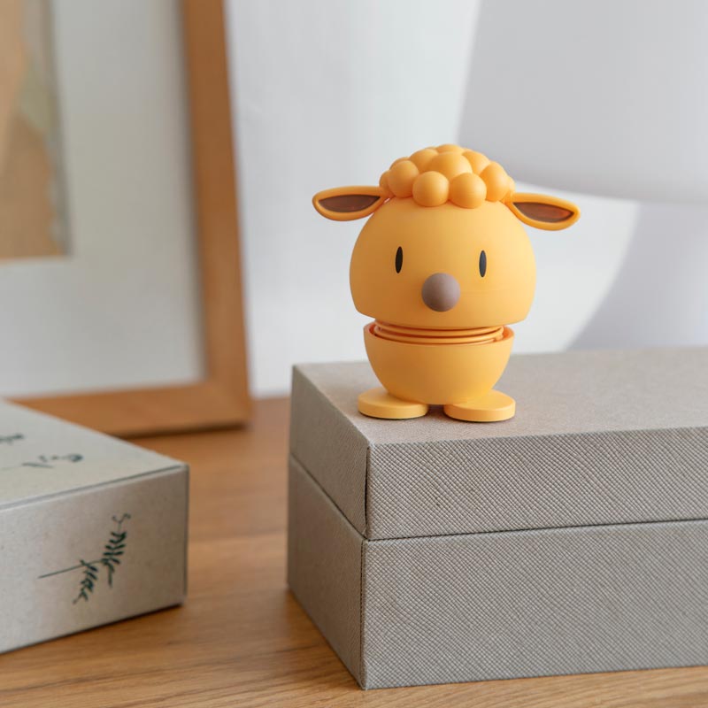 Hoptimist påskelam Soft Lambert gul mimosa