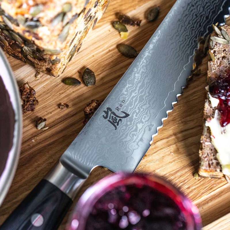 YAXELL - RAN Japansk brødkniv, 69 lag