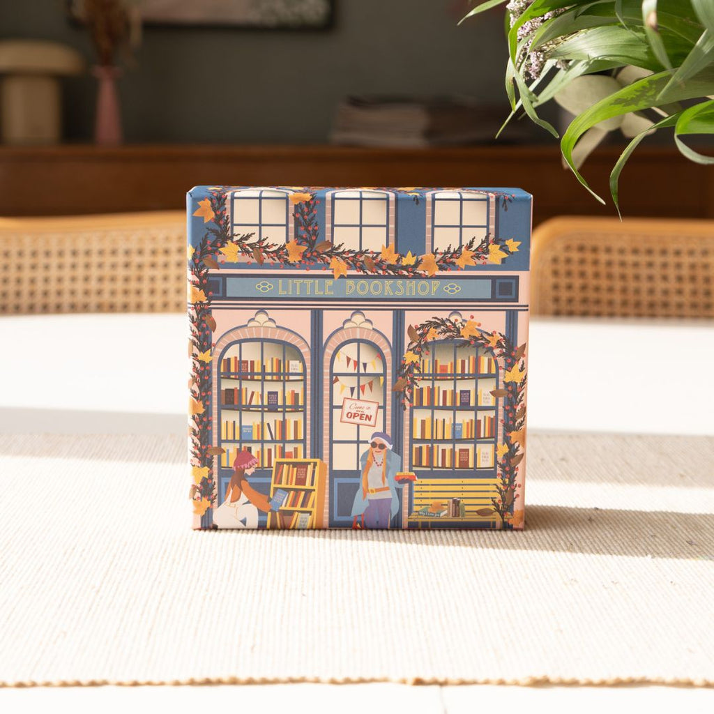 Little Book Shop puslespil – 150 brikker
med boghandel Lille 15×21 cm  ViSSEVASSE
